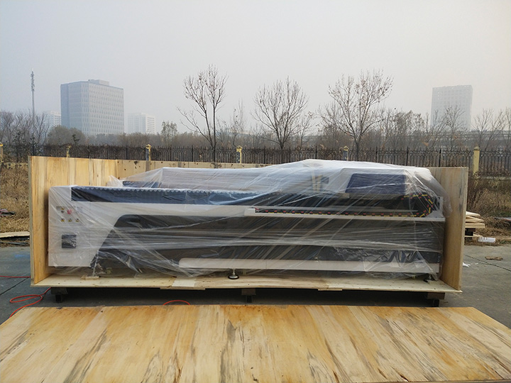 適用于木材和金屬的混合數控激光切割雕刻機