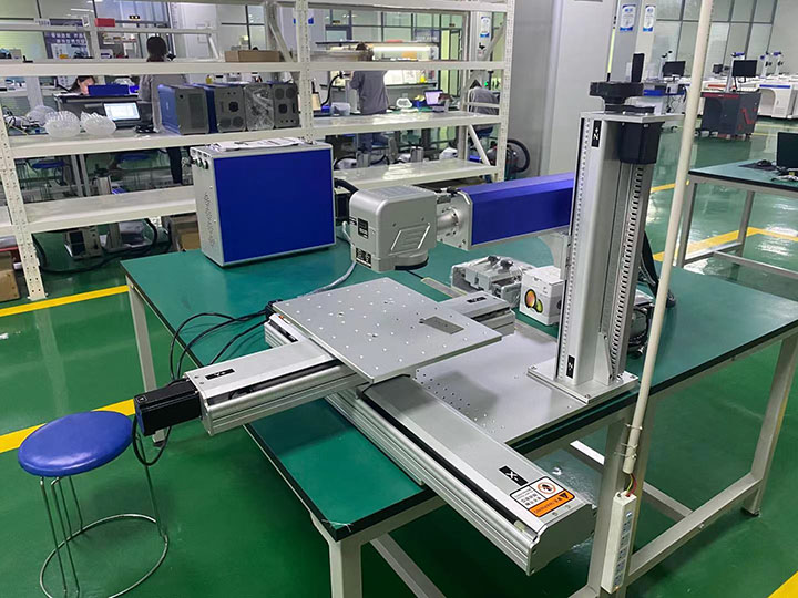 2025年最佳預算光纖激光雕刻機,帶 XY 移動工作臺 2025年最佳預算光纖激光雕刻機,帶 XY 移動工作臺