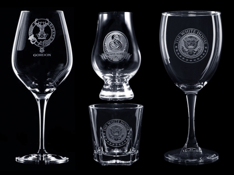 用于定制酒杯雕刻的超精細紫外激光蝕刻機